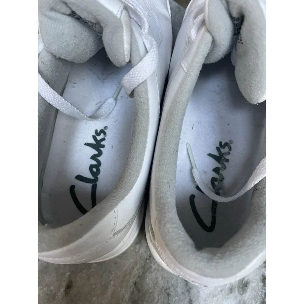 Clarks brand size